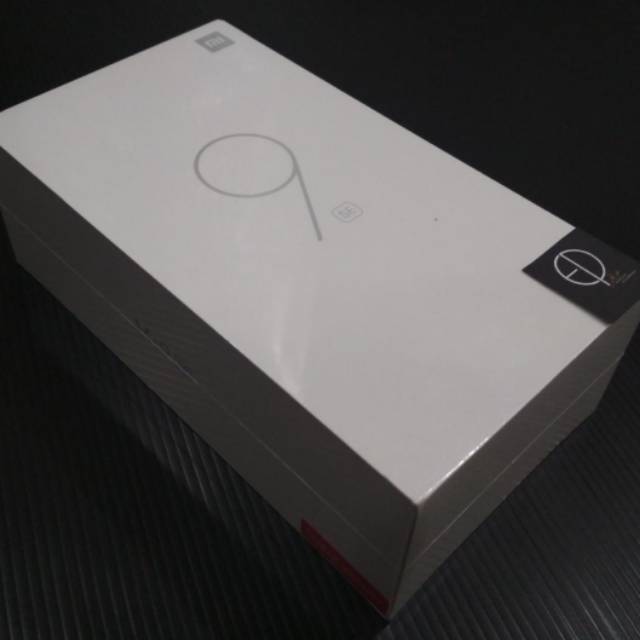 XIAOMI MI9SE / MI 9SE 6/128GB