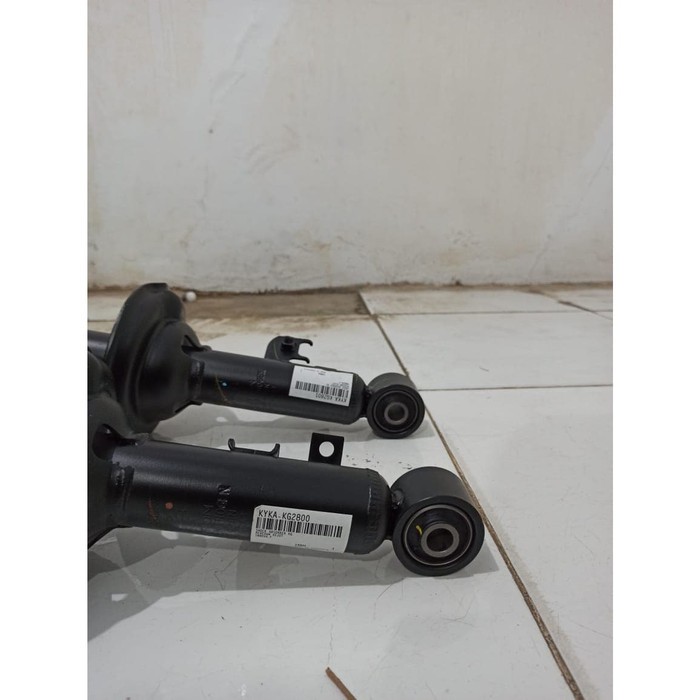 Shock breaker depan Toyota innova KYKA-KG2800-1 KYB Premium