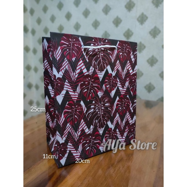 Paperbag/Tas kertas Motif mewah Uk.P20xL11xT25