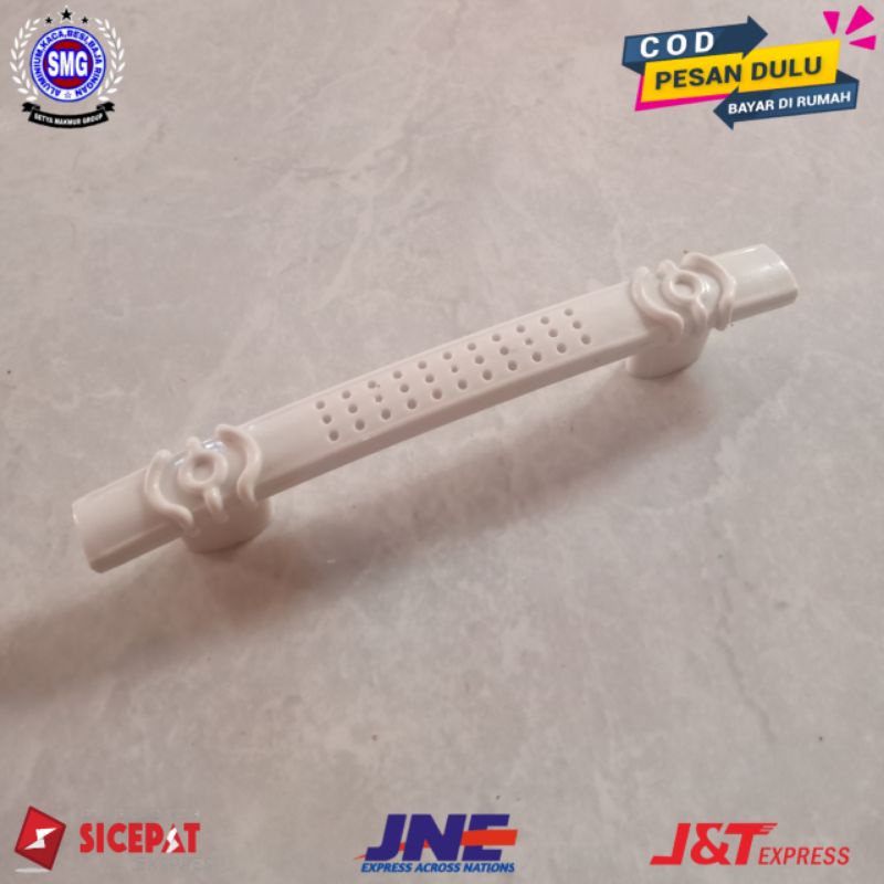 Tarikan Lemari Warna Putih Size 96mm Handle Laci Gagang Pintu Lemari Panjang 14cm Model Cincin