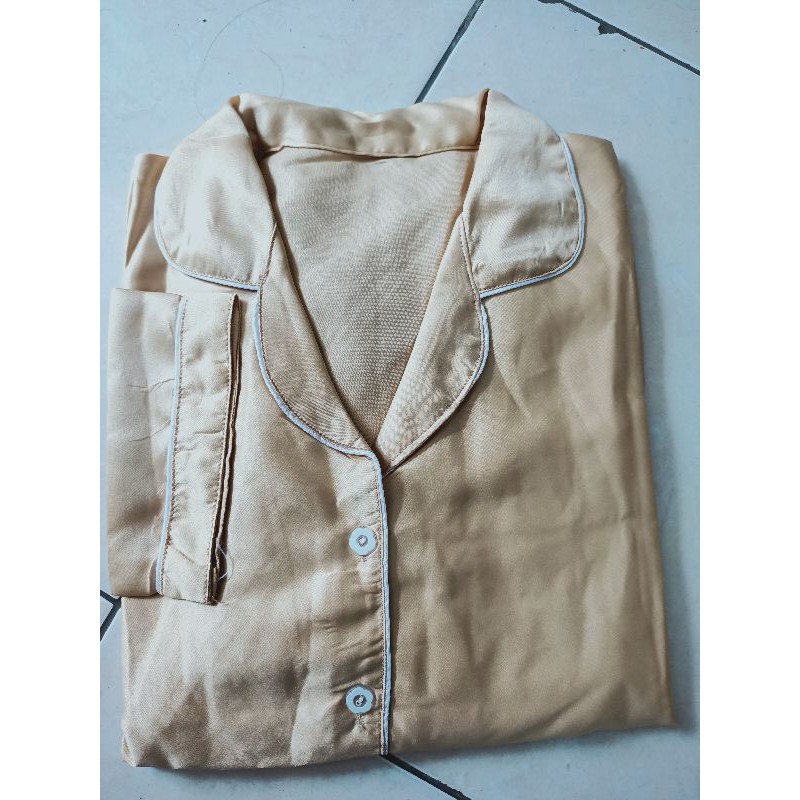 Lover Fashion PP Piyama Satin Polos-Kuning muda