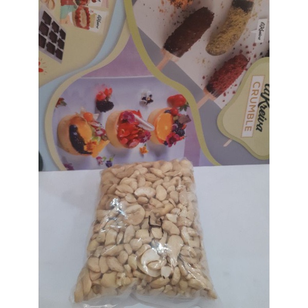 

kacang Mede hancur mentah 250 gr