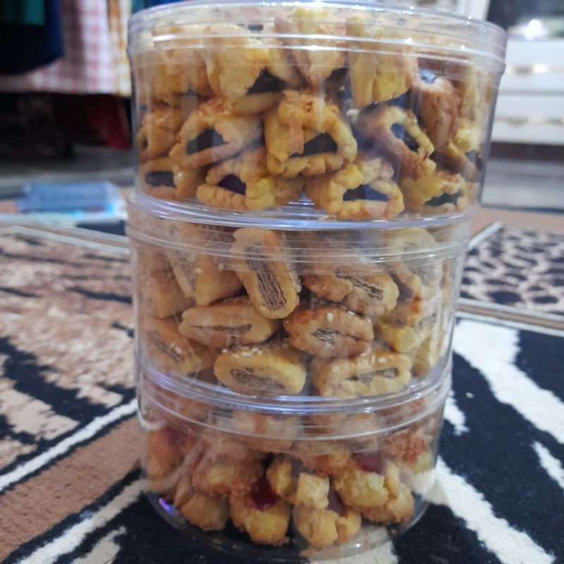 

Kue Kering Premium dan Biasa Home Made 500gr