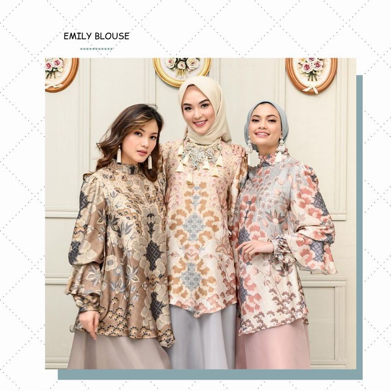 Wearing Klamby - Emily Blouse