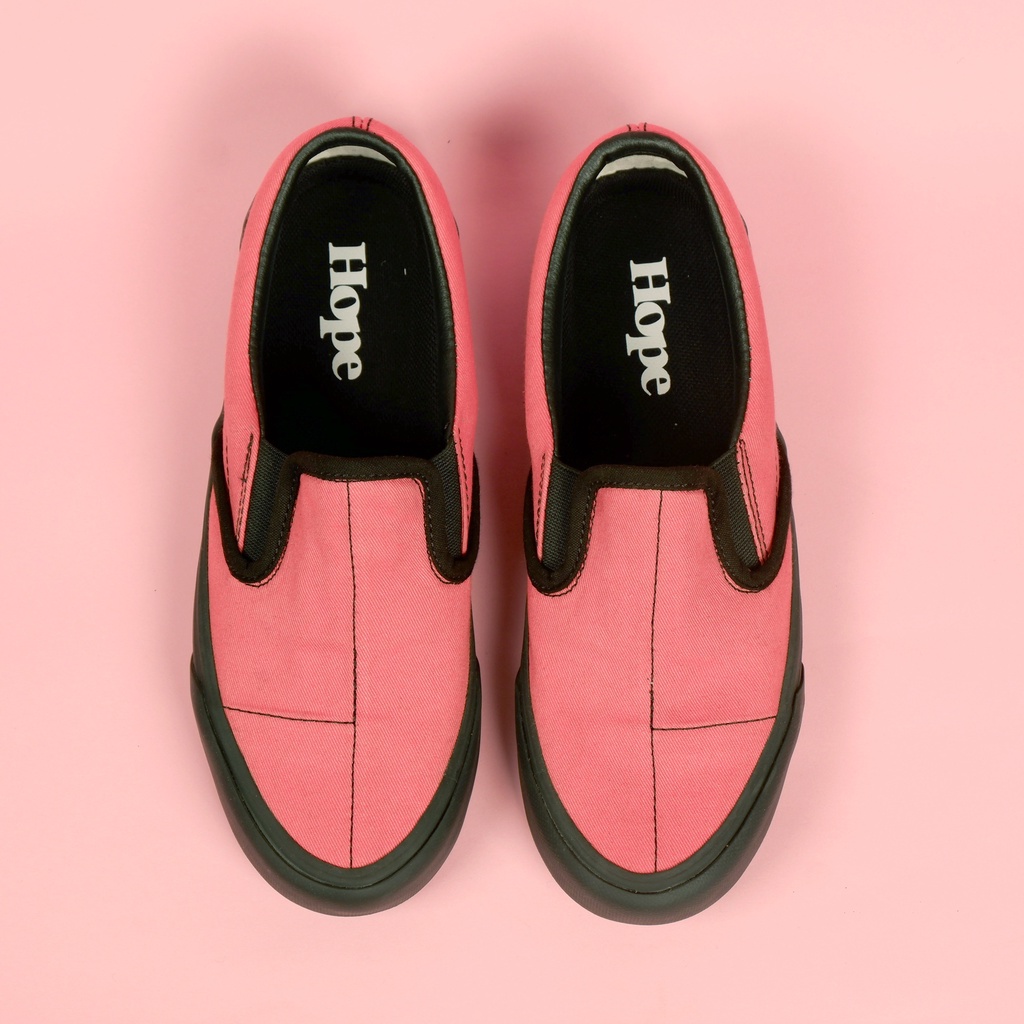 SEPATU SLIP ON HOPE ( WZT )