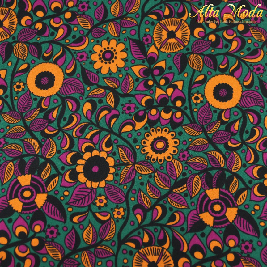 

Alta Moda Scuba Motif Hijau Motif Bunga Matahari Kuning (1M)