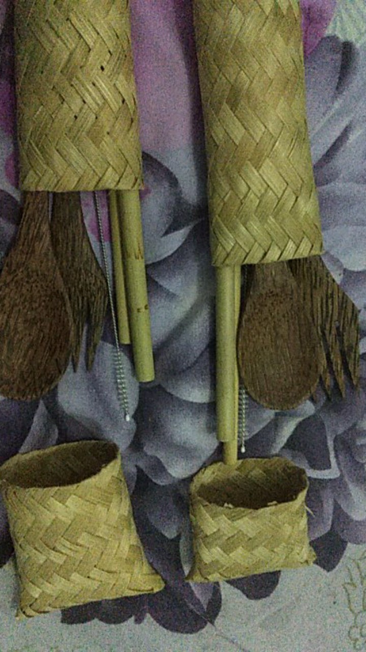 Set Sendok Kelapa Sepaket Alat Makan Souvenir Unik Souvenir Murah Alat Makan Kayu Alat Makan Jogja