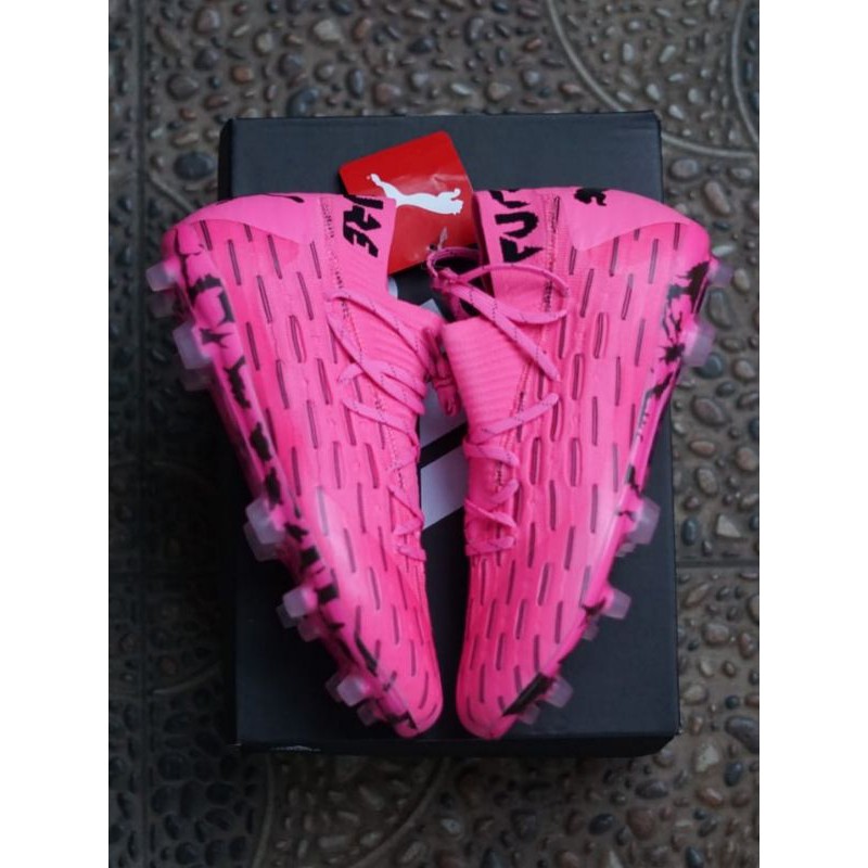 Sepatu Bola Puma Future 6.1 Netfit Shock Pink FG