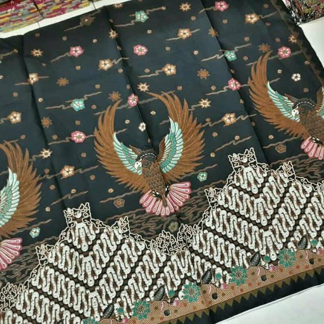 Kain Batik solo parang gunung Garuda