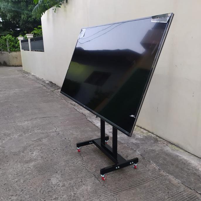 Bracket TV Stand Roda Panggung / Stand TV Meeting Room Mimbar 32 - 65"