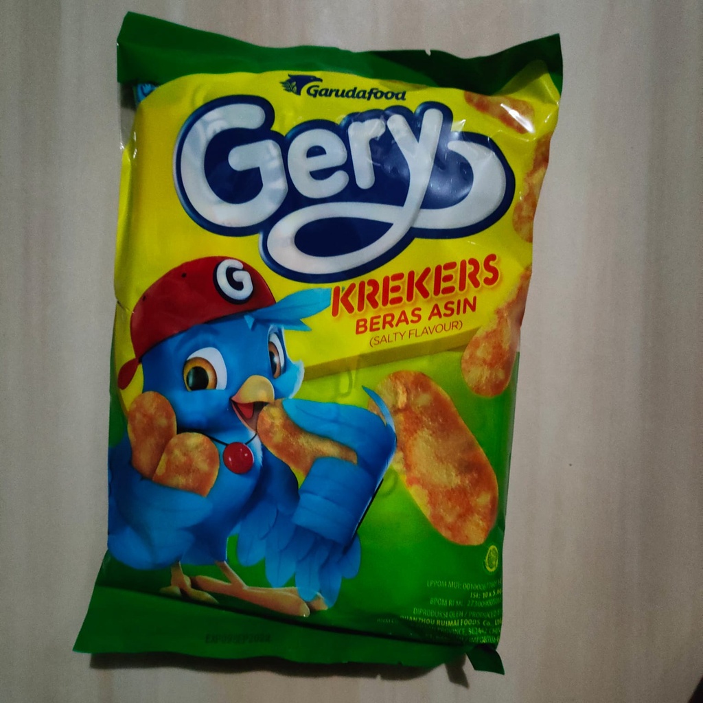 

Gery Krekers Beras Asin (ISI 10 X 5,6 gr)