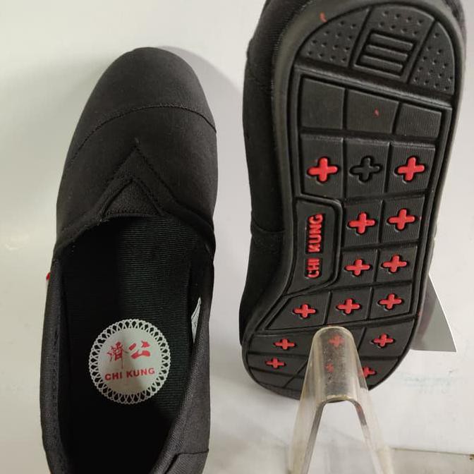 Sepatu Chi Kung Original Slip On Fuul Black Mirip Toms & Mirip Wakai Terlaris