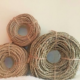 

Tali Mendong 4-5mm - Tali serat Alam - Tali Agel - Tali Mendong