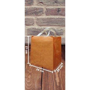 

Tas Berkat Ukuran 27×24x20 -Tas Hajatan Mewah - Kotak Nasi 20x20 - Box 20x20