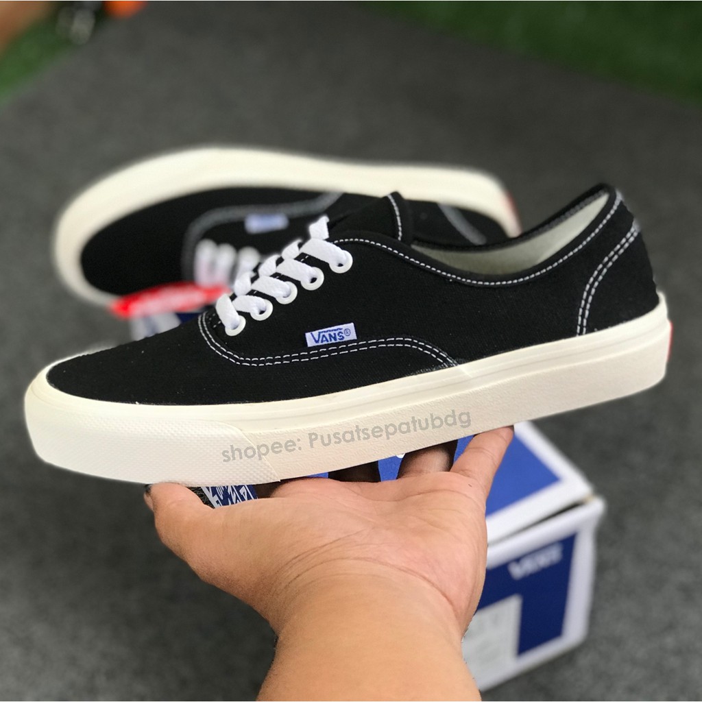 VANS AUTHENTIC LX OG BLACK WHITE SEPATU PRIA SNEAKERS