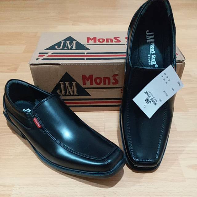 SEPATU PANTOFEL PRIA JM MONS STAR (204)