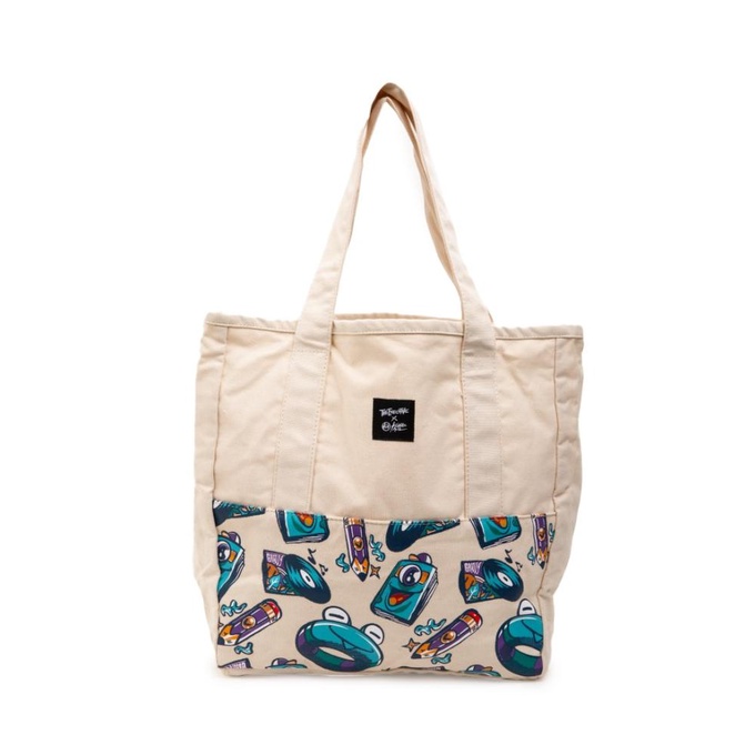 Executive x Kemas Acil Tote Bag 1-SBWCRT122D001 Off White PRAKTIS