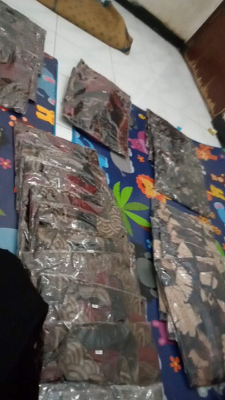 M, L, Xl, Xxl, Kemeja Batik Pria Lengan Pendek Jumbo Baju Batik Pria