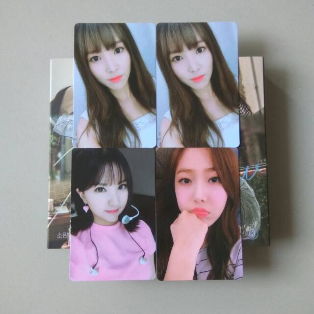 GFRIEND - Rainbow Photocard