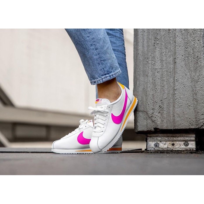 Nike Cortez Leather Womens (Sepatu Sneakers Santai Untuk Cewek)