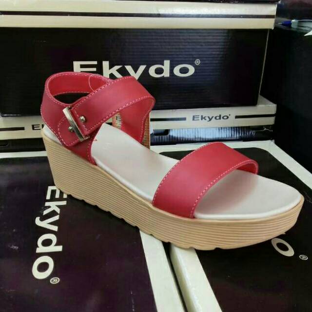 Sandal Wanita Ekydo by Carvil ready size 38 MERAH