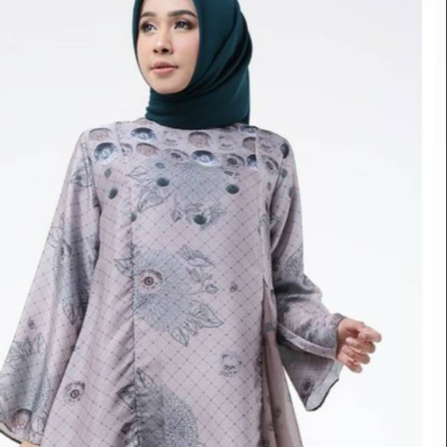 Ria Miranda Size M (warna ungu spt foto) size L (warna biru)