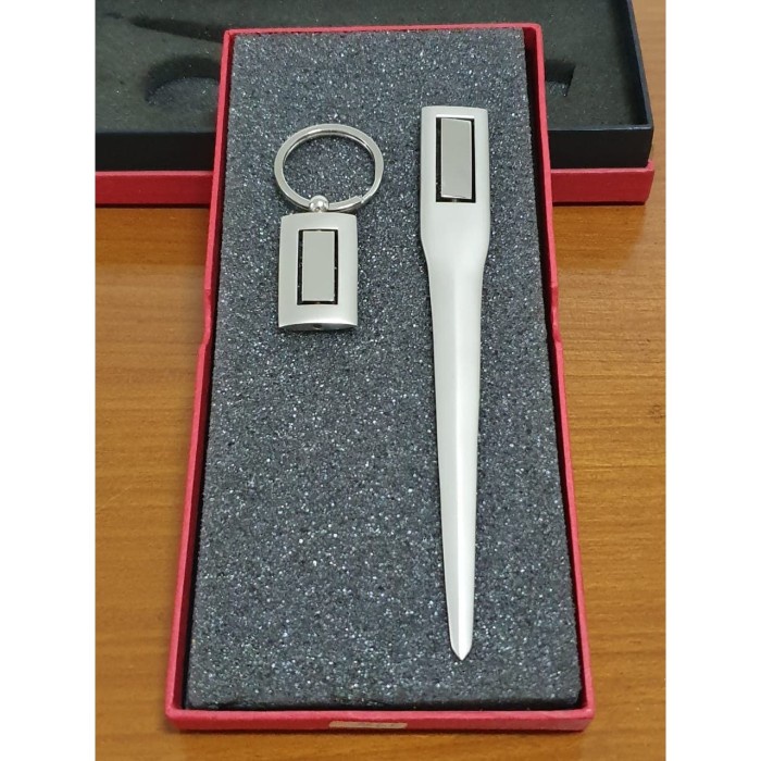 

(TERLARIS) Pembuka Surat Stainless / Gift set Letter Opener w/ Key Chain 979