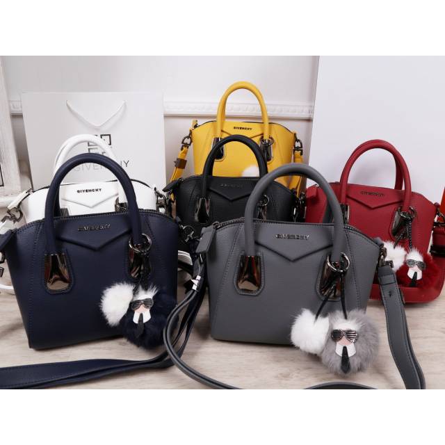 Tas gv Antigona Calfskin Mini Bag Ghw Monster Charms 6947