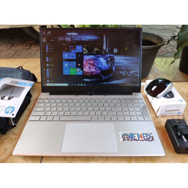 Laptop Core i3 RAM 8 GB SSD 128 GB