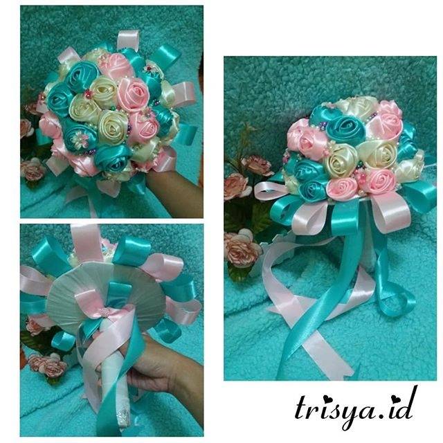 

Buket pengantin buket pita satin