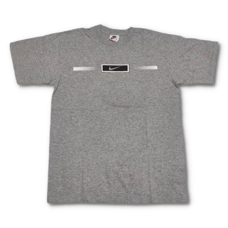 Kaos Vintage Nike Swoosh center