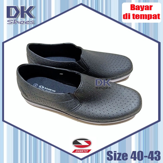 DK Shoes - Nikko 8120 Bintik / Sankyo 38-43 Sepatu Karet Laki Hitam Murah