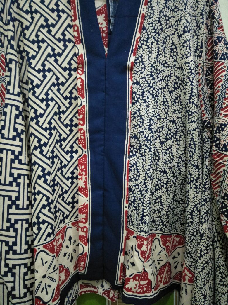 Atasan Blus Batik Kerja Kartini Pagisore Navy Batik Solo