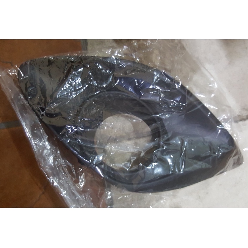 Cover Foglamp Kiri Mazda2 Th 2011