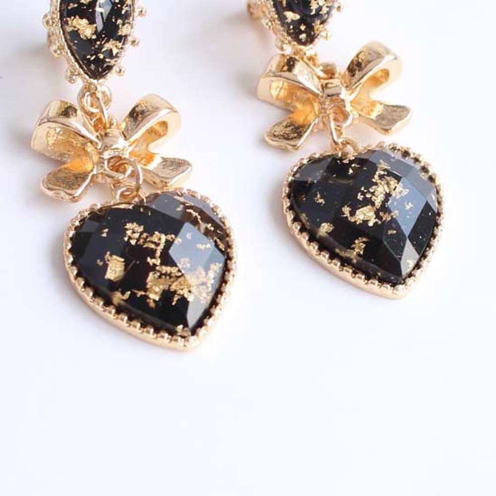 Anting Stud Bentuk Hati Bahan Resin Logam Warna-Warni Gaya Korea Klasik Untuk Wanita