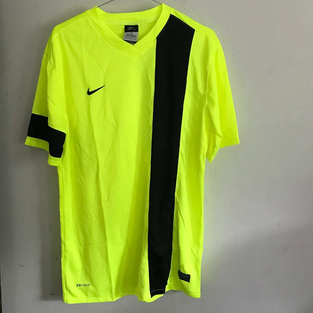 nike striker jersey iii size XL boys , adult S M L XL XXL 3XL