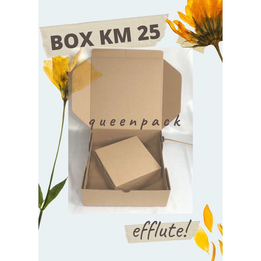 

KARDUS/BOX EFFLUTE SQUARE PLAIN (TANPA JENDELA) UK 25 X 25 X 9 BOX KUE/BOX ROTI/KOTAK JAJAN