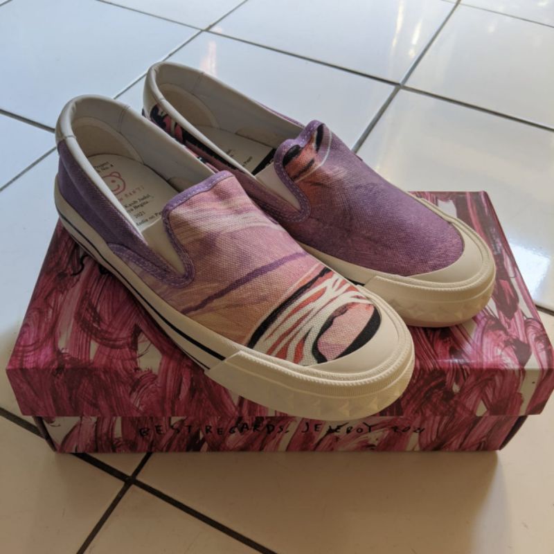Sepatu Compass X Jason Ranti Artwork 4 Limited