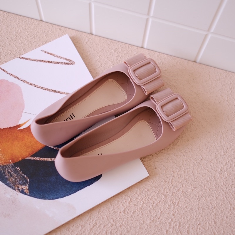 Verra Flatshoes Balance-Sandal Wanita Terbaru