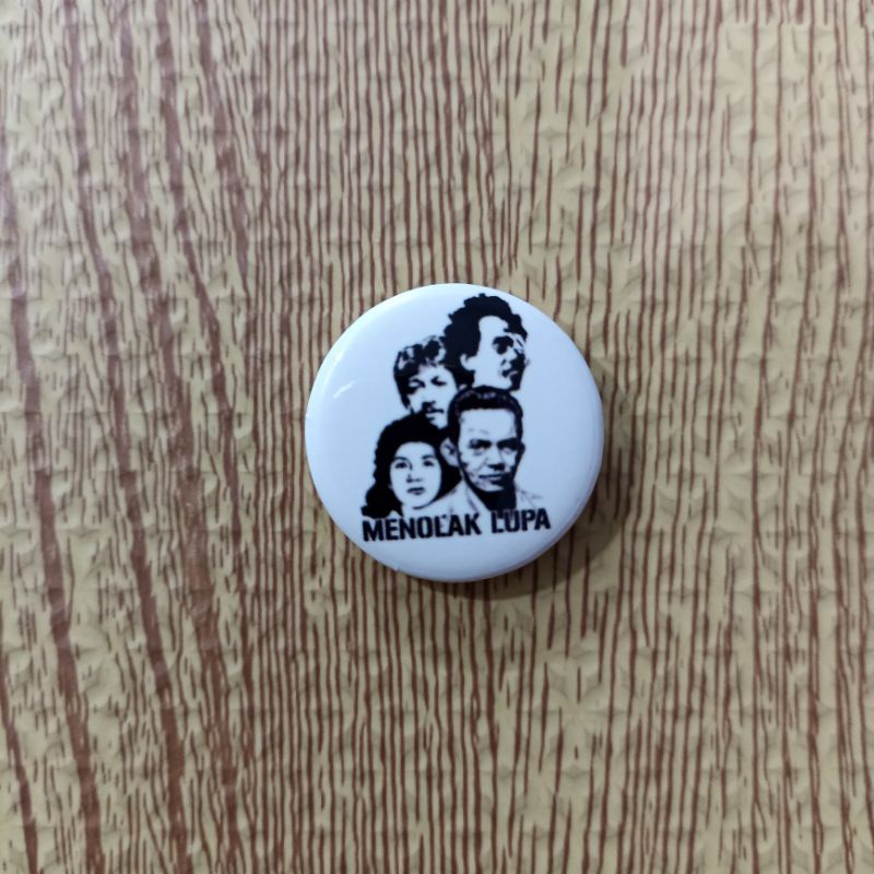 Pin Button Mini Clasic Vespa musik terlaris best quality grosir