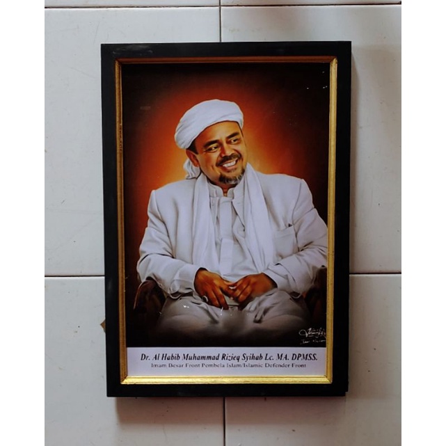 Hiasan dinding poster Habib Rizieq Shihab plus bingkai ukuran 53x35