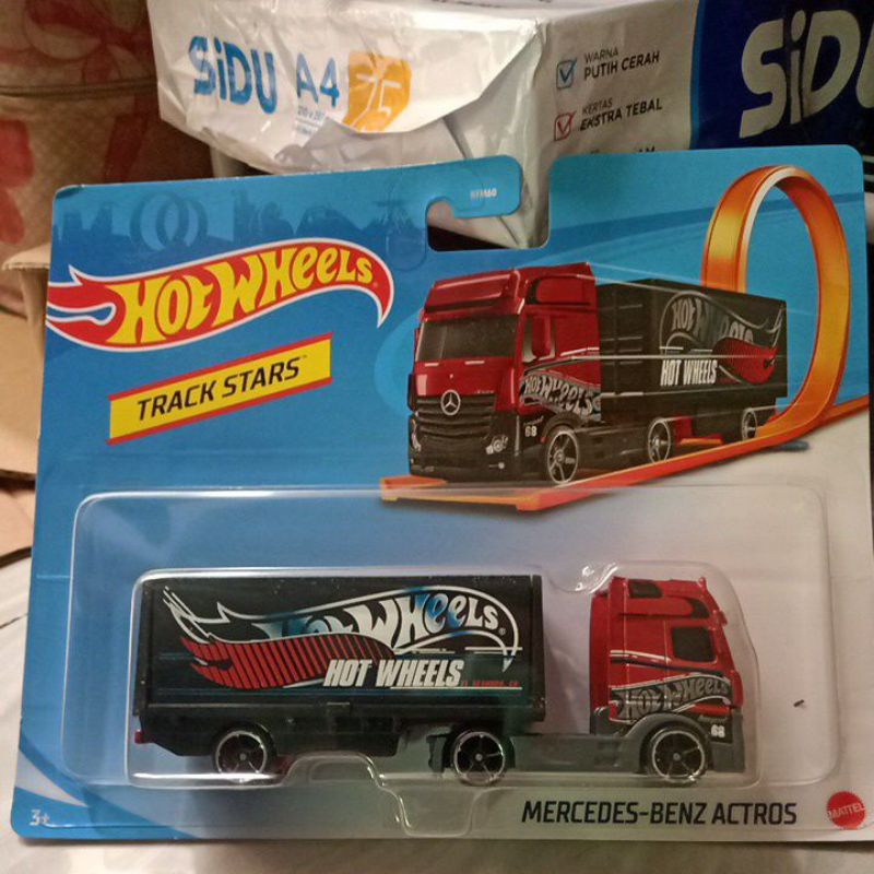 Hotwheels Track Stars Mercedes Benz Actros