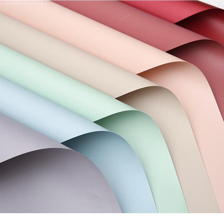 

☈ kertas bunga (20 lembar) Korean doff color cellophane/wrapping paper/kertas bunga murah ☃