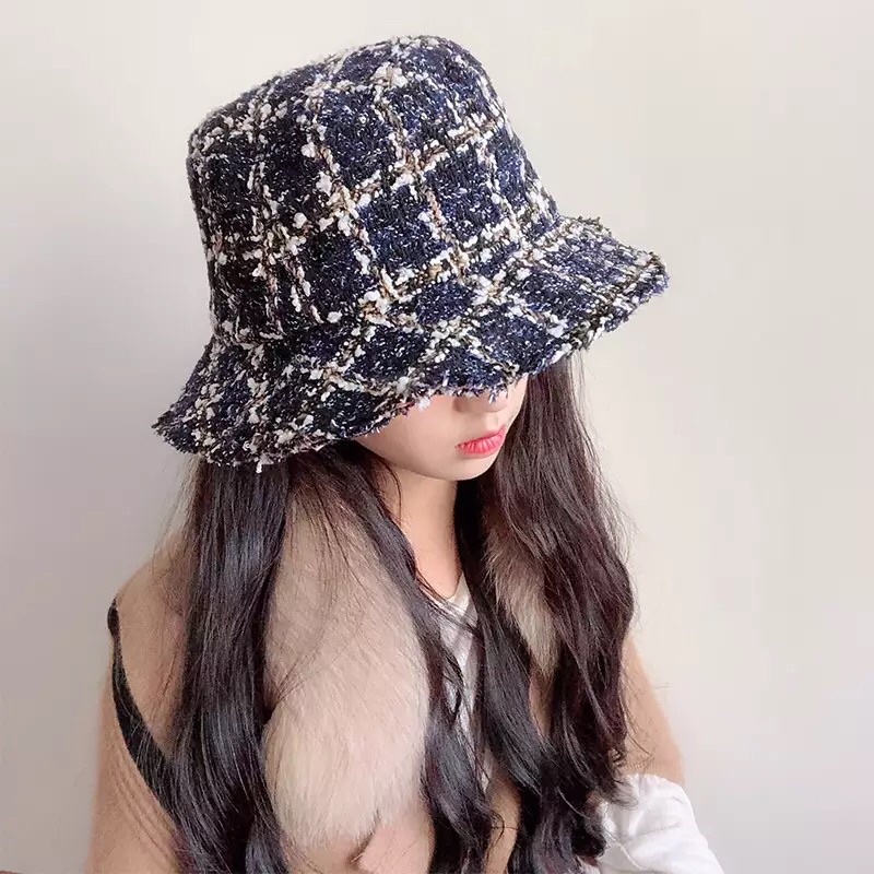 Bucket Hat Wanita Bahan Tweed Topi Bucket