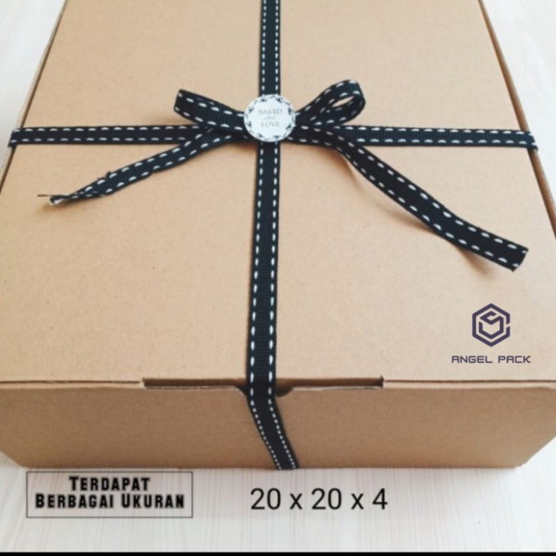 

Dus corrugated eflute 20x20x4 per 5pcs cake box dus kue roti kotak kado murah