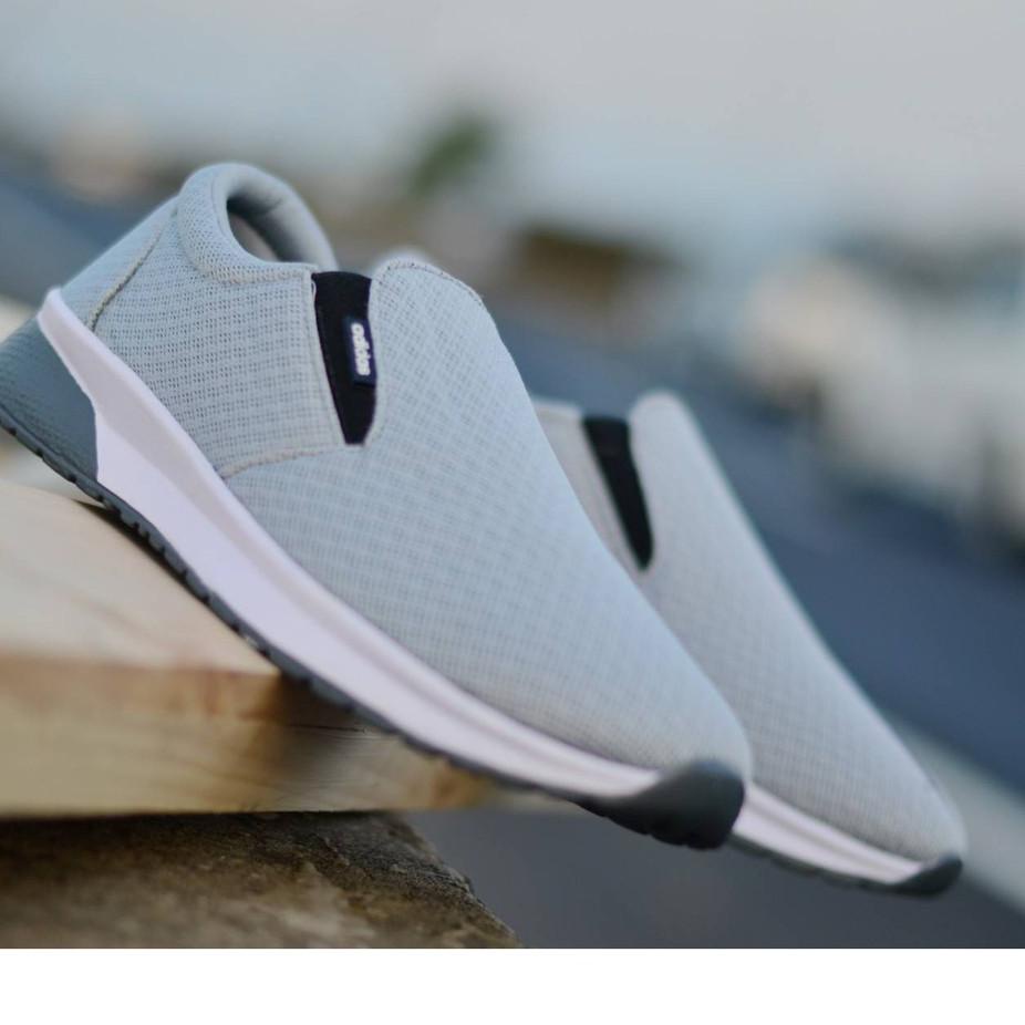 SALESepatu Sneaker Kets Pria Fearless Runing Casual Slip On - Sepatu Pria Tanpa tali - Sepatu Sport 