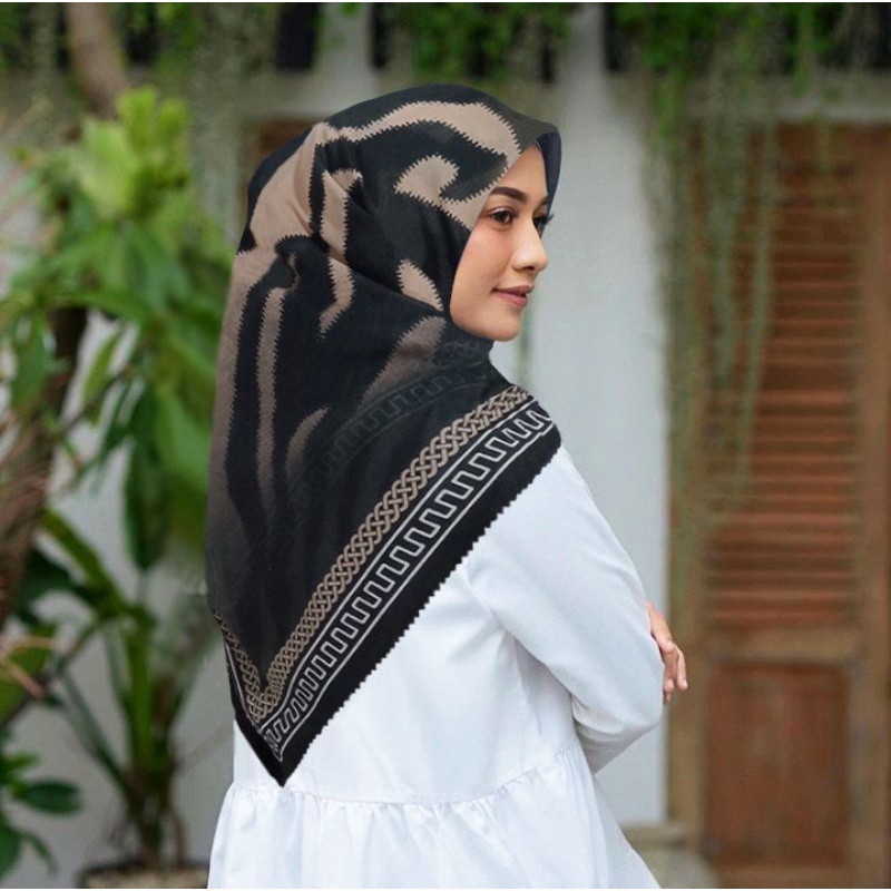 PROMO / ZEBRA HITAM / JILBAB VOAL PREMIUM / GROSIR HIJAB / HIJAB SEGI EMPAT / VOAL MOTIF PREMIUM / D
