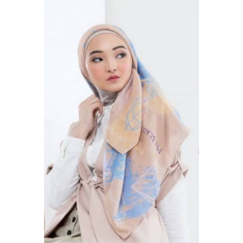 PRELOVED KERUDUNG SEGIEMPAT HIJUP X PIXY