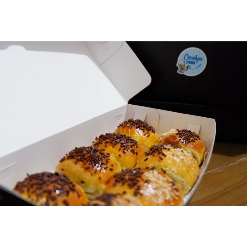 

Bolen Pisang Cokelat Keju