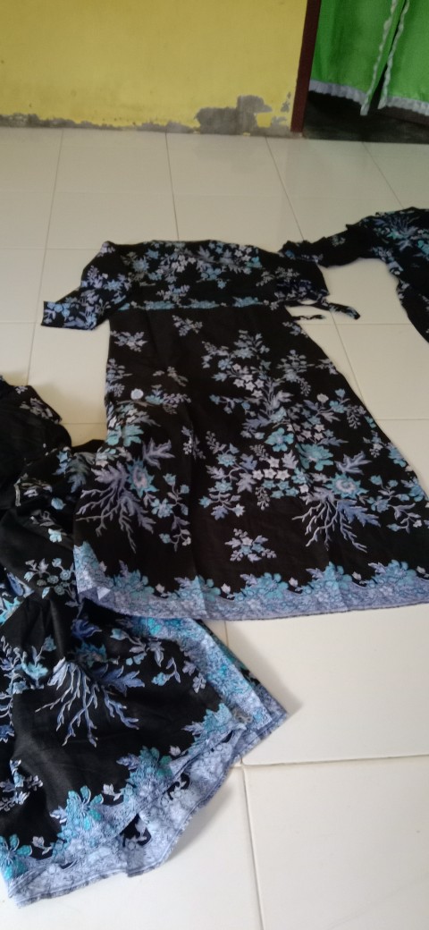 Ready Couple Batik M L Xl Xxl Motif Sakura Biru